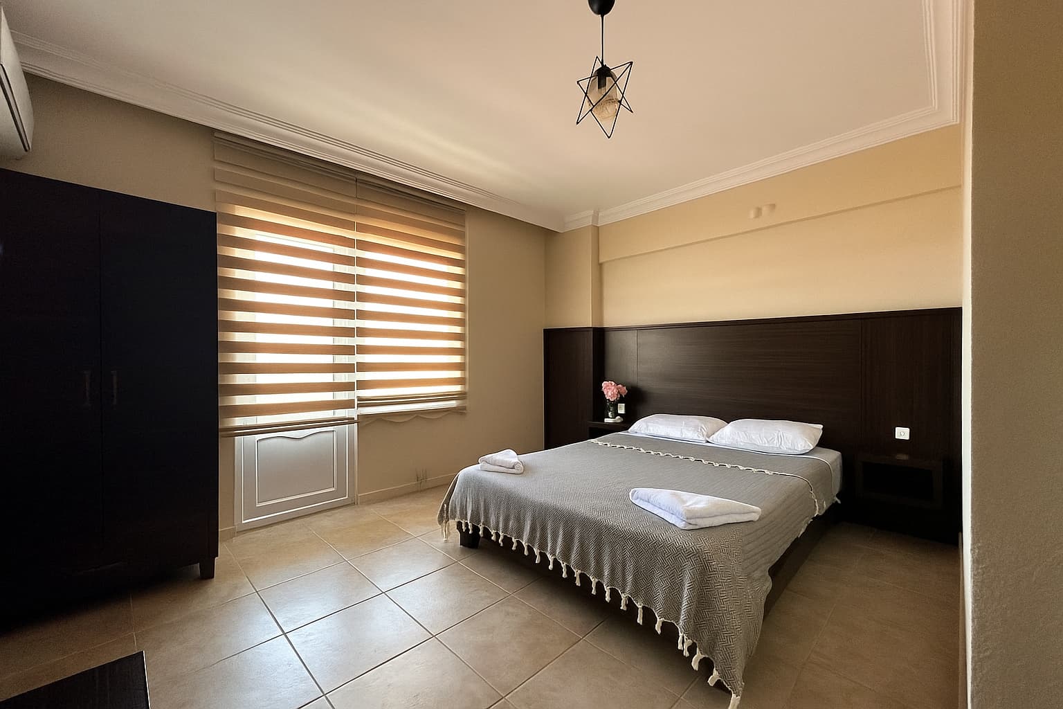 Karasu Özcan Otel Standart Oda İç Görünüm